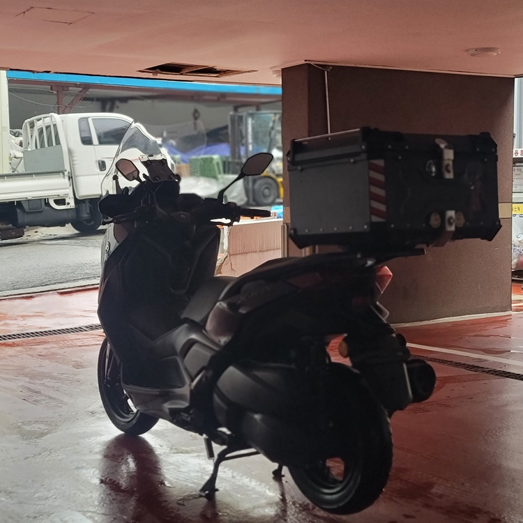 9_25년식 xmax300 배달셋팅 깔끔한차량 판매합니다 이미지