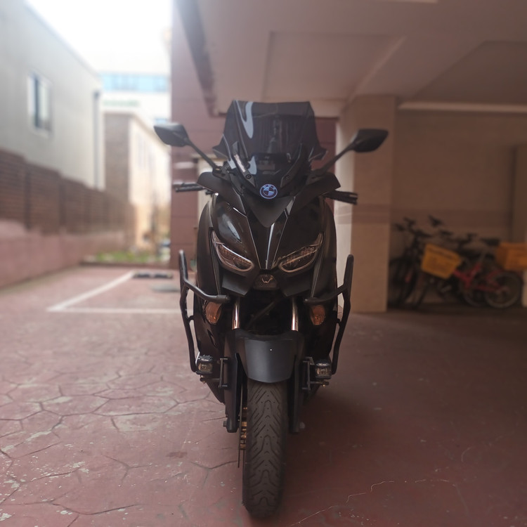 12_22년식 xmax300 깔끔한차량 판매합니다 이미지