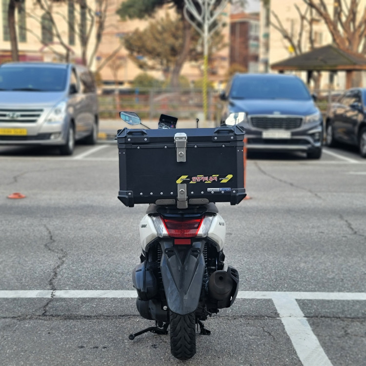 2_19년식 nmax125 150보업차량 배달셋팅 판매합니다 이미지