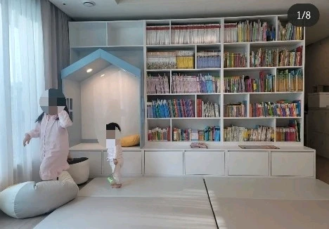 거실 전면책장 다만들어책장 이미지