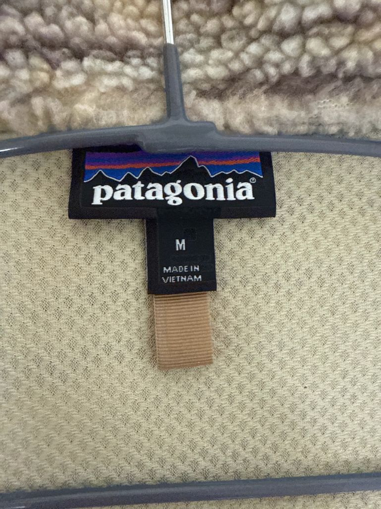 파타고니아 우먼 클래식 레트로 플리스 베스트 팝니다 이미지