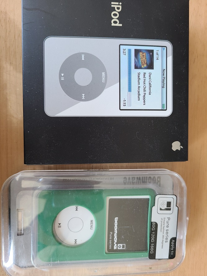아이팟 우유팟 비디오 30G와 케이스 각각 미개봉 이미지