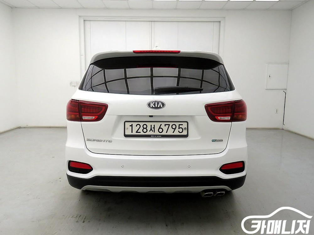 [기아]더 뉴 쏘렌토 디젤 2.2 2WD 노블레스 (5인승 /0톤) #불경기세일 이미지