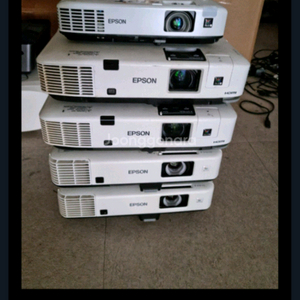 엡손빔프로젝터eb 1860 이미지