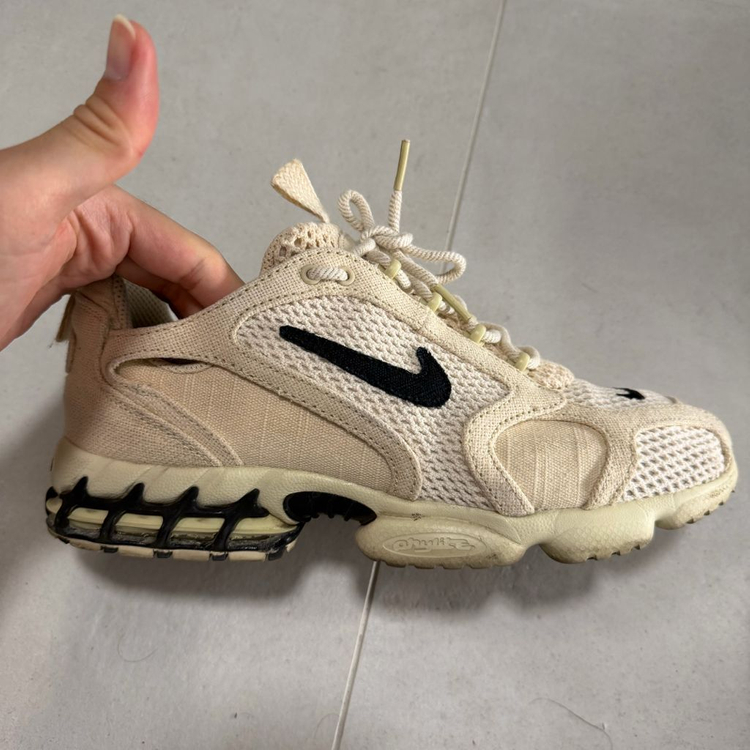 나이키 스투시 에어 줌 스피리돈 케이지 2 파슬 이미지