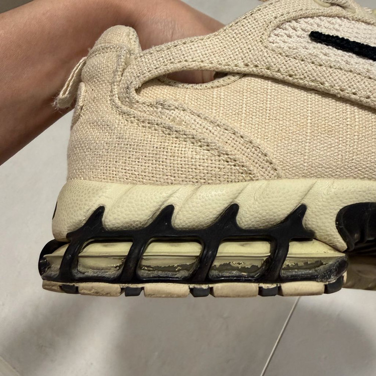 나이키 스투시 에어 줌 스피리돈 케이지 2 파슬 이미지