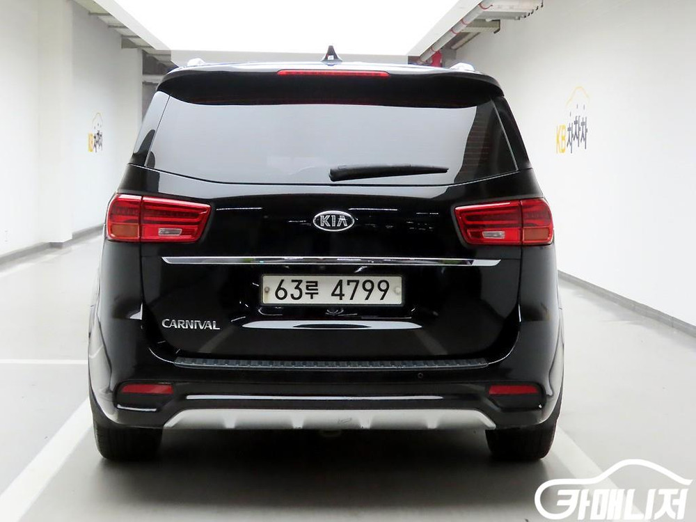 [기아]더 뉴 카니발 디젤 9인승 노블레스 스페셜 #불경기세일 이미지