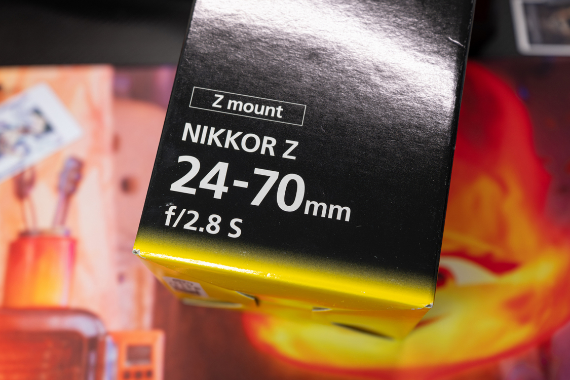 니콘 24-70 F2.8 S 렌즈 이미지