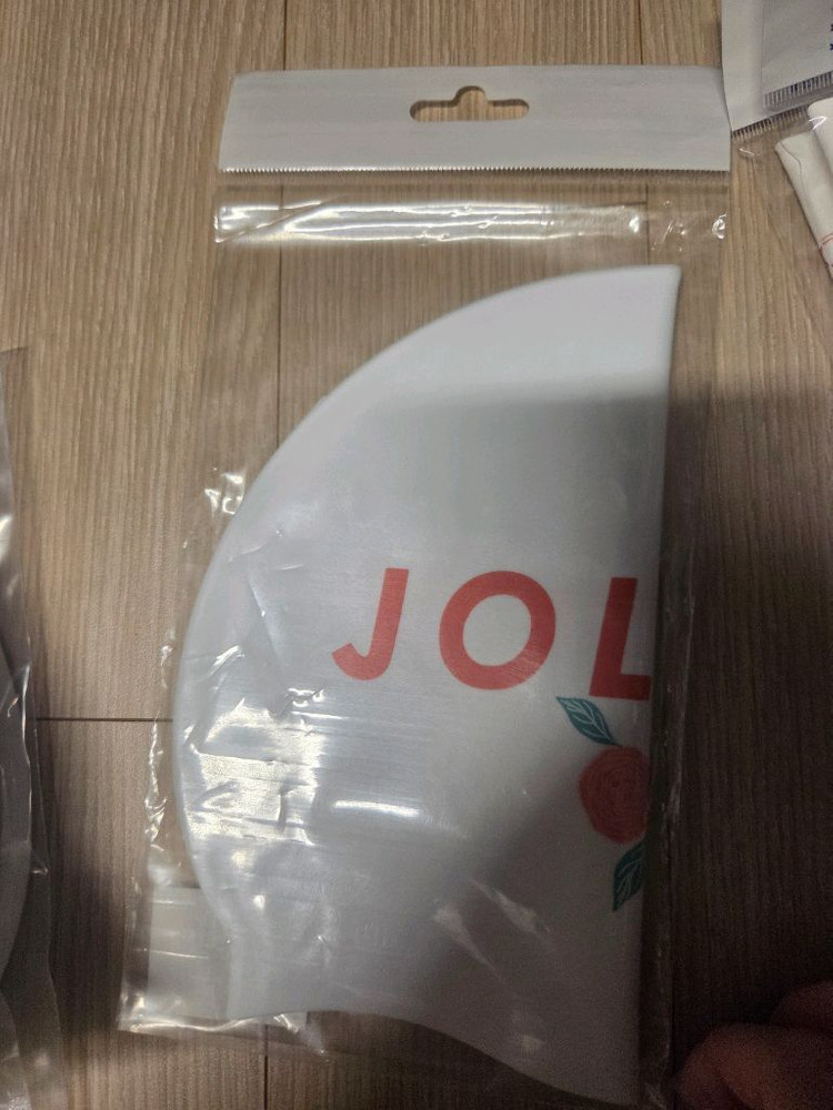 졸린 수모 라운더 샤크 푸푸 글로리아 이미지