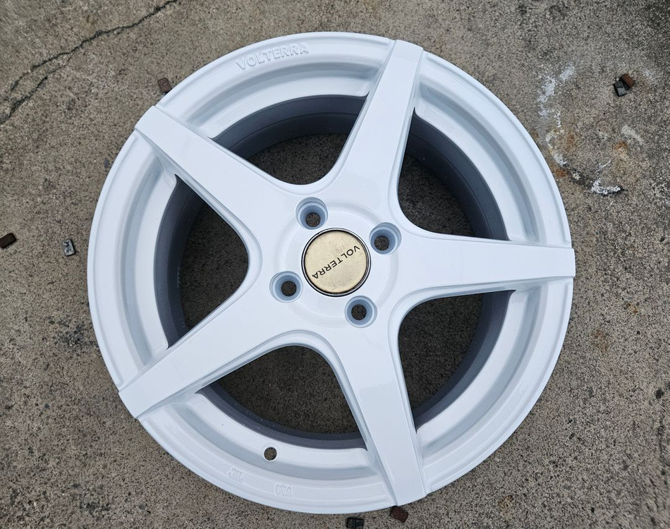 레이,모닝 PCD100 4홀 15인치 휠 판매 이미지