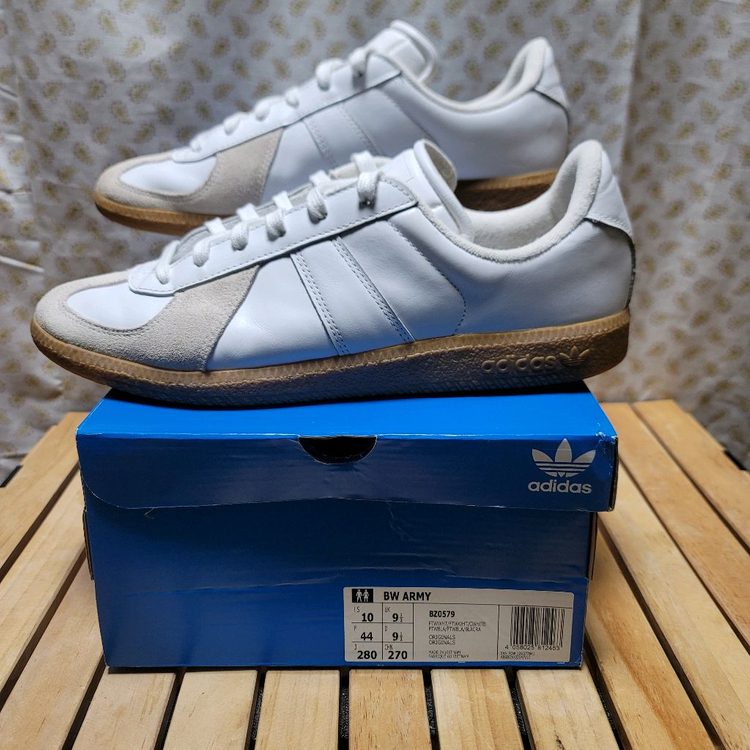 아디다스 독일군 스니커즈 275 이미지