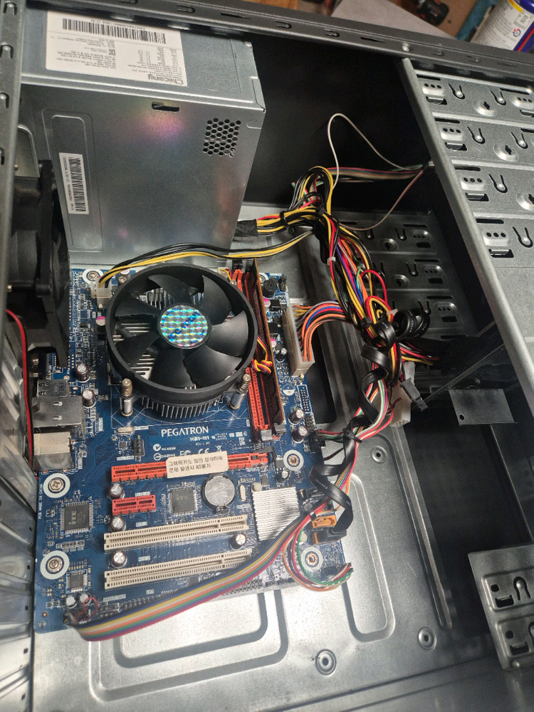 데스크탑 PC cpu i3 4130 보드 H81M-1 램 4gb 정상작동 잘됩니다 이미지