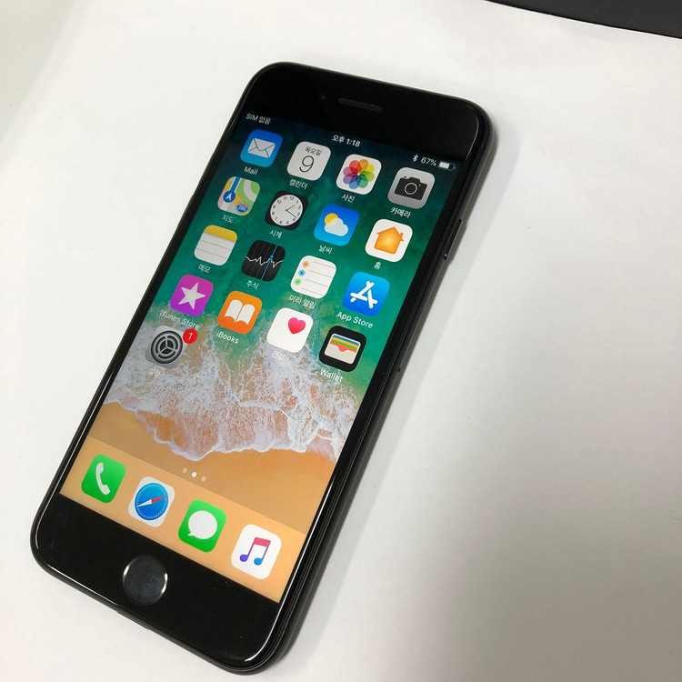 아이폰7 32GB 매트블랙 카메라무음 중고폰 배터리99% 사진폰 인스타 카메라폰 레트로감성 202014 이미지