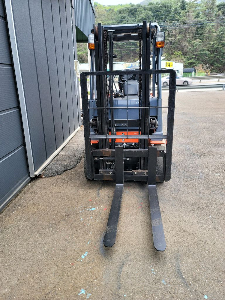 가성비 좋은 도요타 7FBH 1.5톤 전동지게차 특가판매 이미지