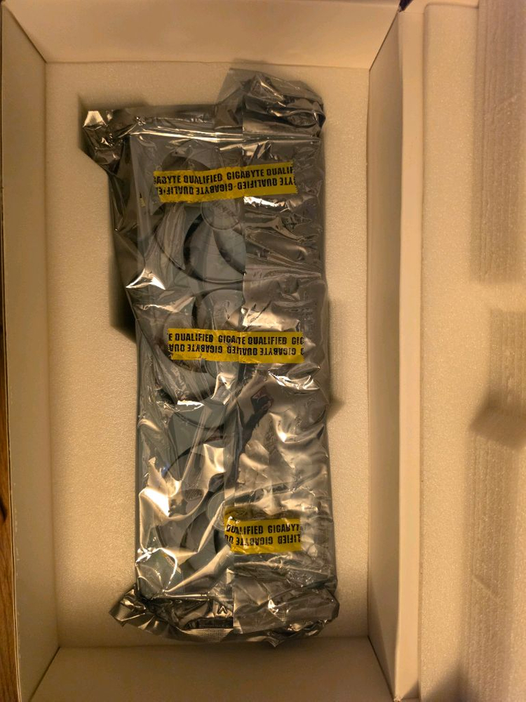 RTX 5090 그래픽카드 이미지