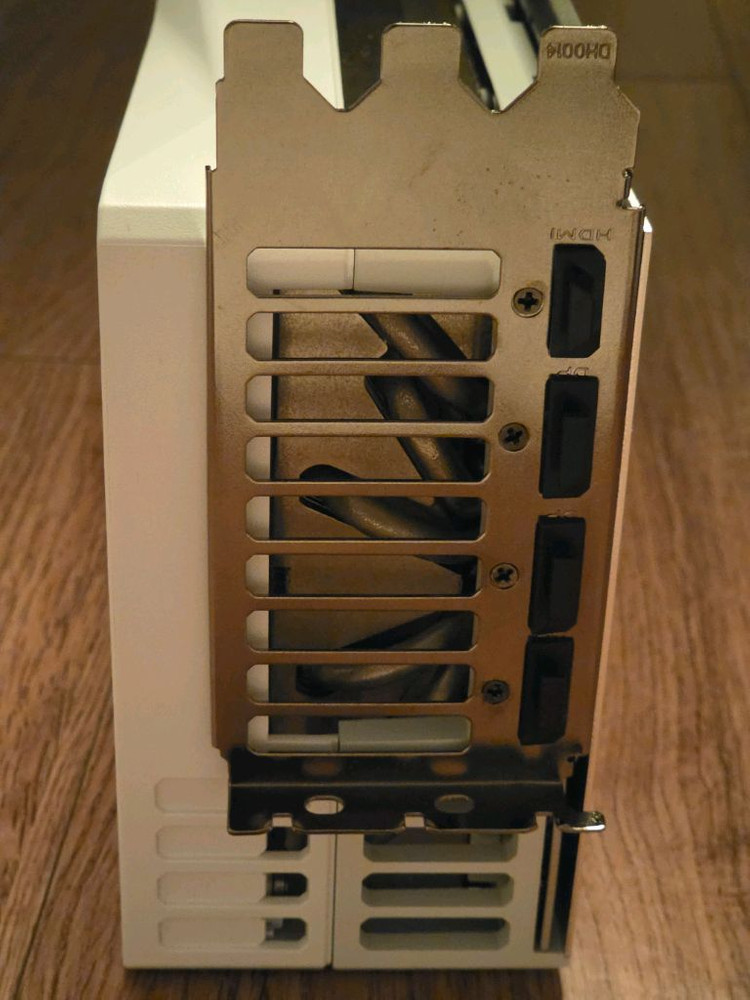 RTX 5090 그래픽카드 이미지