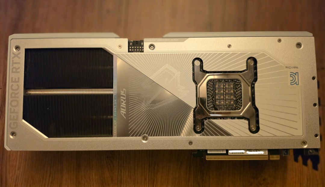 RTX 5090 그래픽카드 이미지