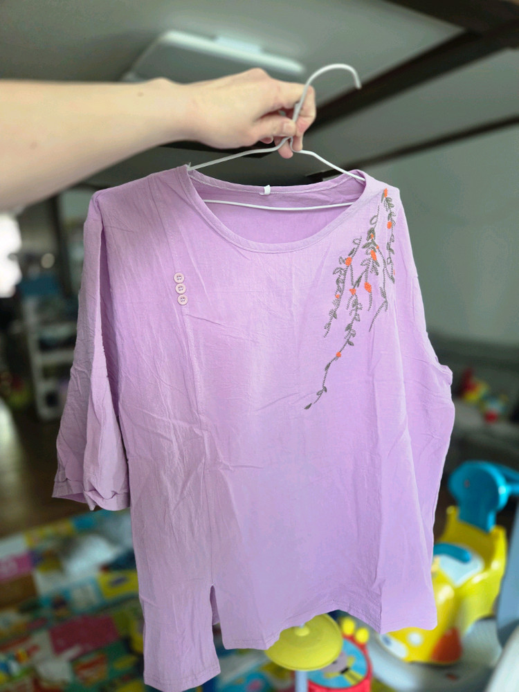 빅사이즈 자수포인트 시원한재질 여성 반팔 새상품 이미지