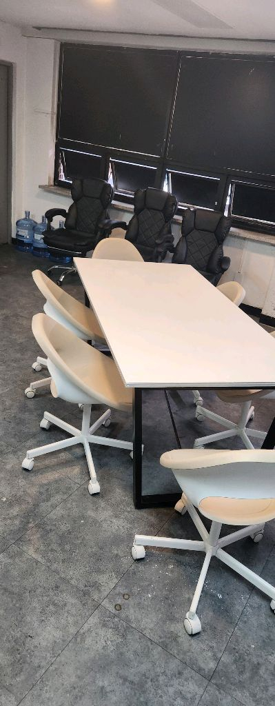 모던한 디자인 식탁 테이블 + 이케아의자 6개 이미지