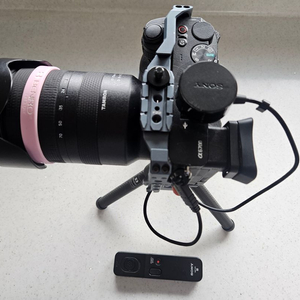 풀프레임 미러리스 카메라 + 릴리즈 세트