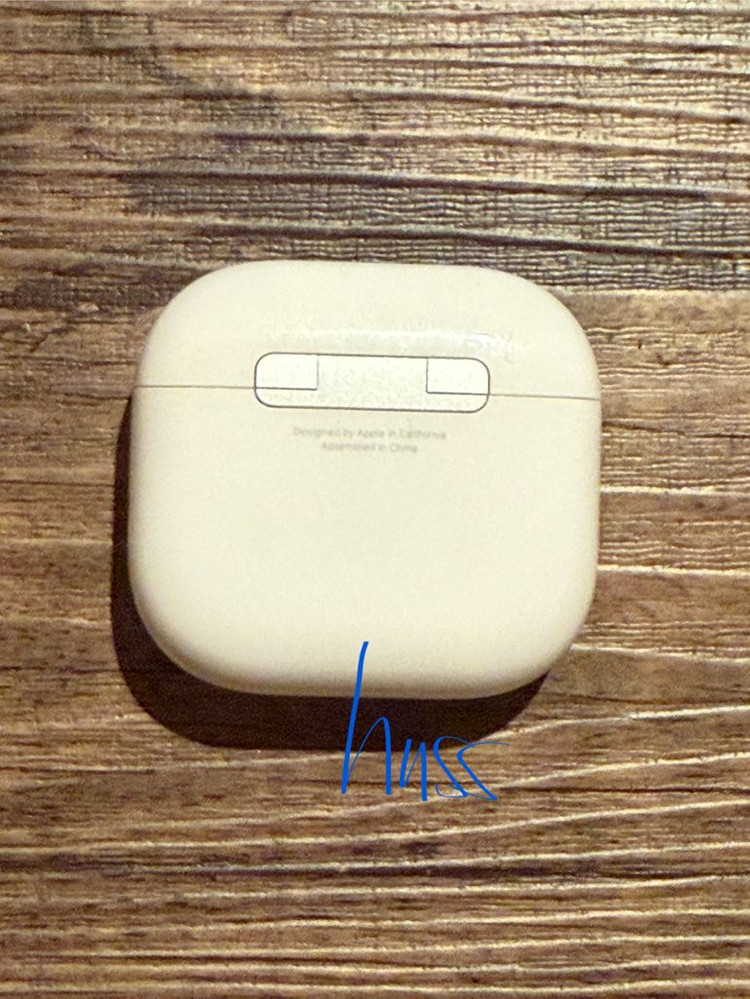 에어팟 4세대 노캔 가능 본체 케이스 이미지