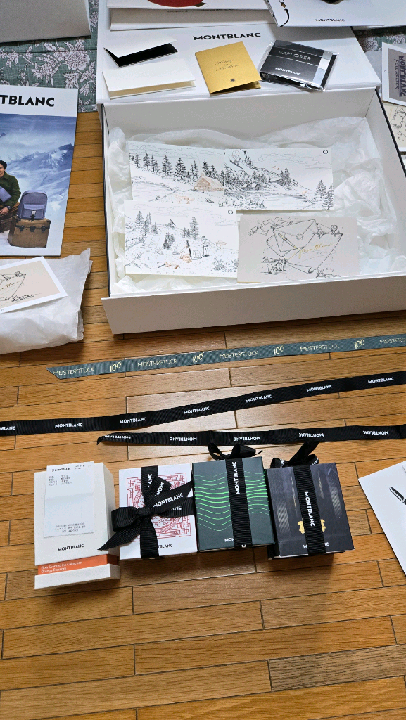 몽블랑 조디악 말띠 레드 게츠비 그린 스타워커그린 엘릭서퍼퓸 오렌지 만년필잉크 판매합니다 서비스있음 이미지