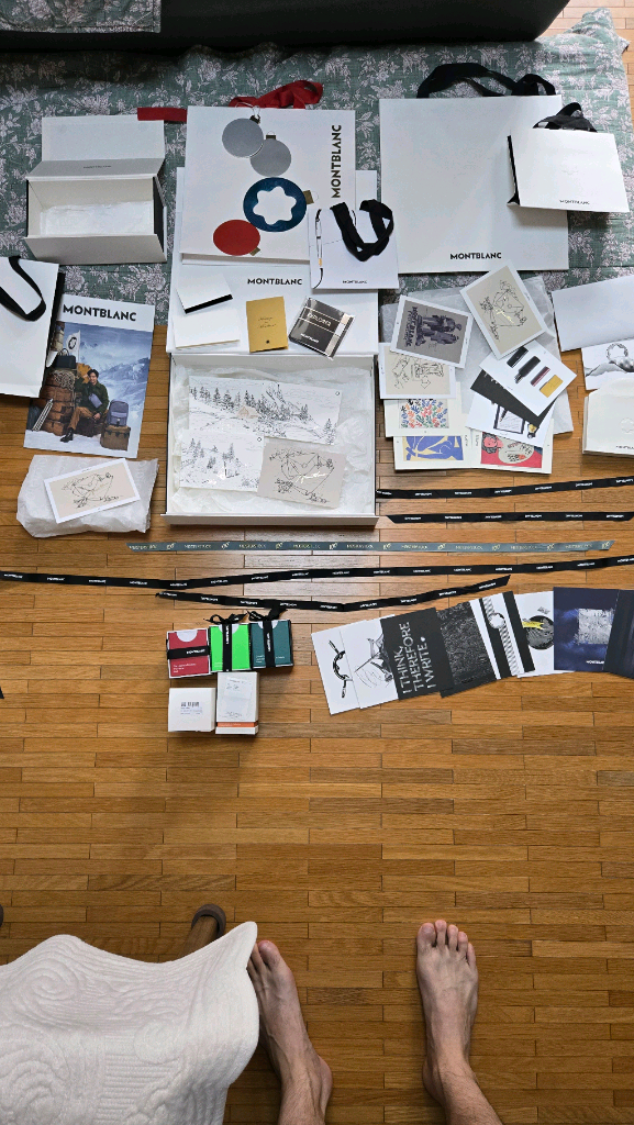 몽블랑 조디악 말띠 레드 게츠비 그린 스타워커그린 엘릭서퍼퓸 오렌지 만년필잉크 판매합니다 서비스있음 이미지