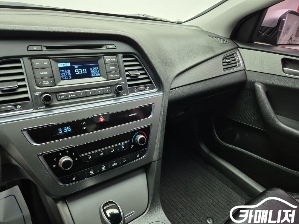 [현대]LF 쏘나타 2.0 스타일 (5인승) 이미지