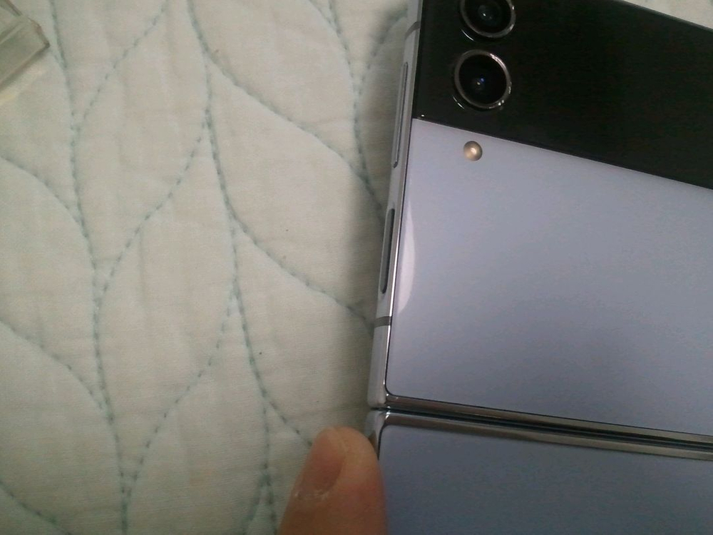 삼성 스마트폰 갤럭시 z플립4 팝니다 부산 해운대 이미지