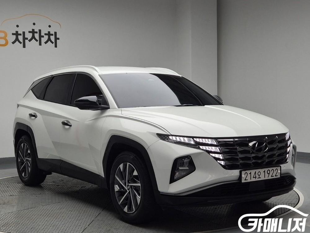 [현대]투싼 하이브리드(NX4) 2WD 프리미엄 (5인승) 이미지