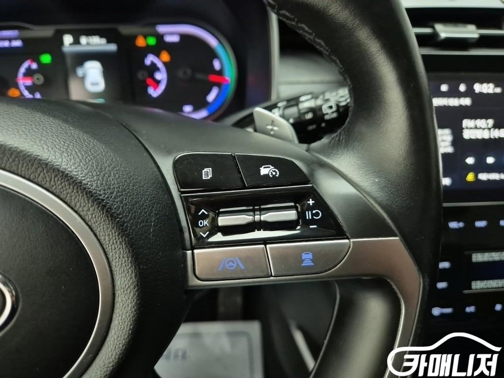 [현대]투싼 하이브리드(NX4) 2WD 프리미엄 (5인승) 이미지