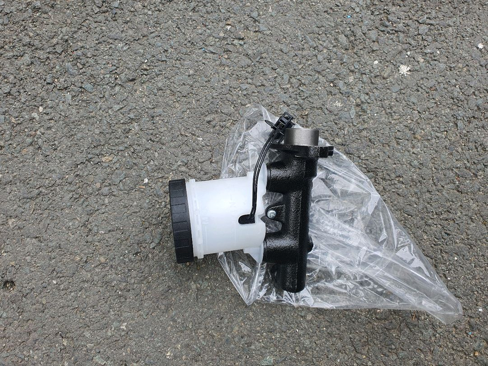 현대 포니 구형 프라이드 마스터실린더 갤로퍼 크럿치 실린더 신품 판매 이미지