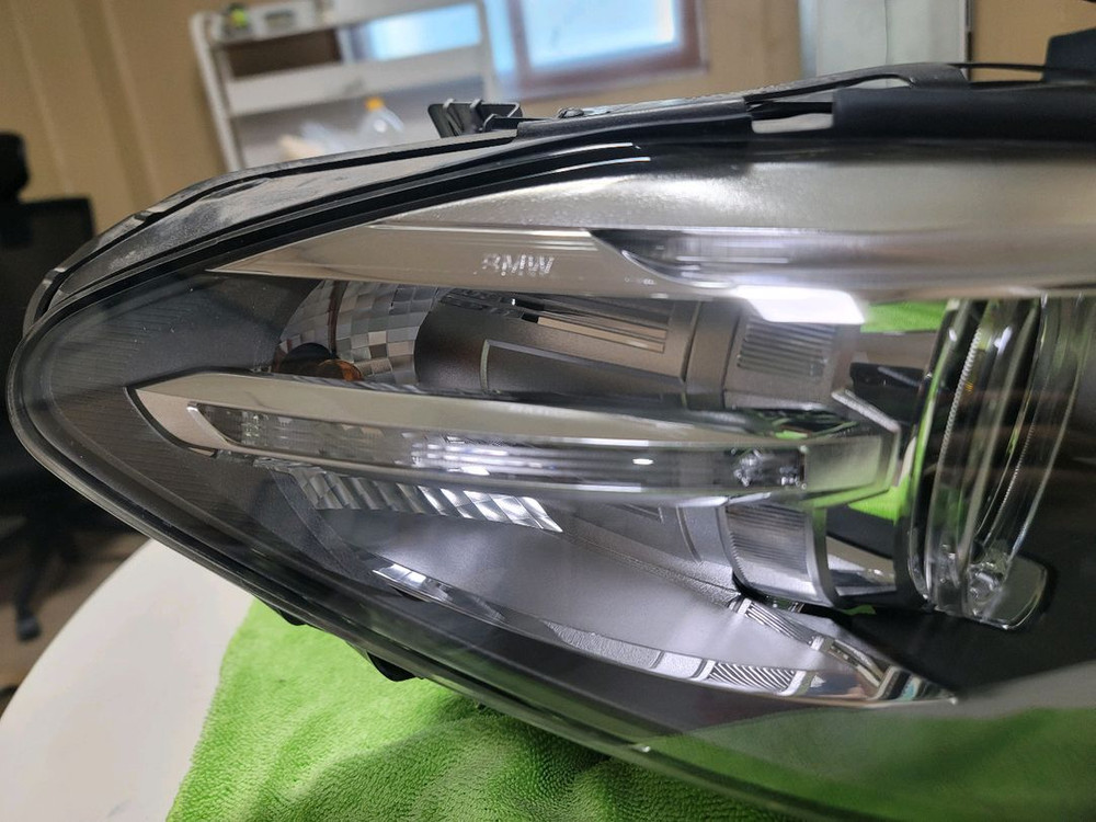 BMW 5 시리즈 F10 F11 라이트BMW F10 라이트 조수석 오른쪽 BMW 520 라이트OIO 53 30 71 이미지