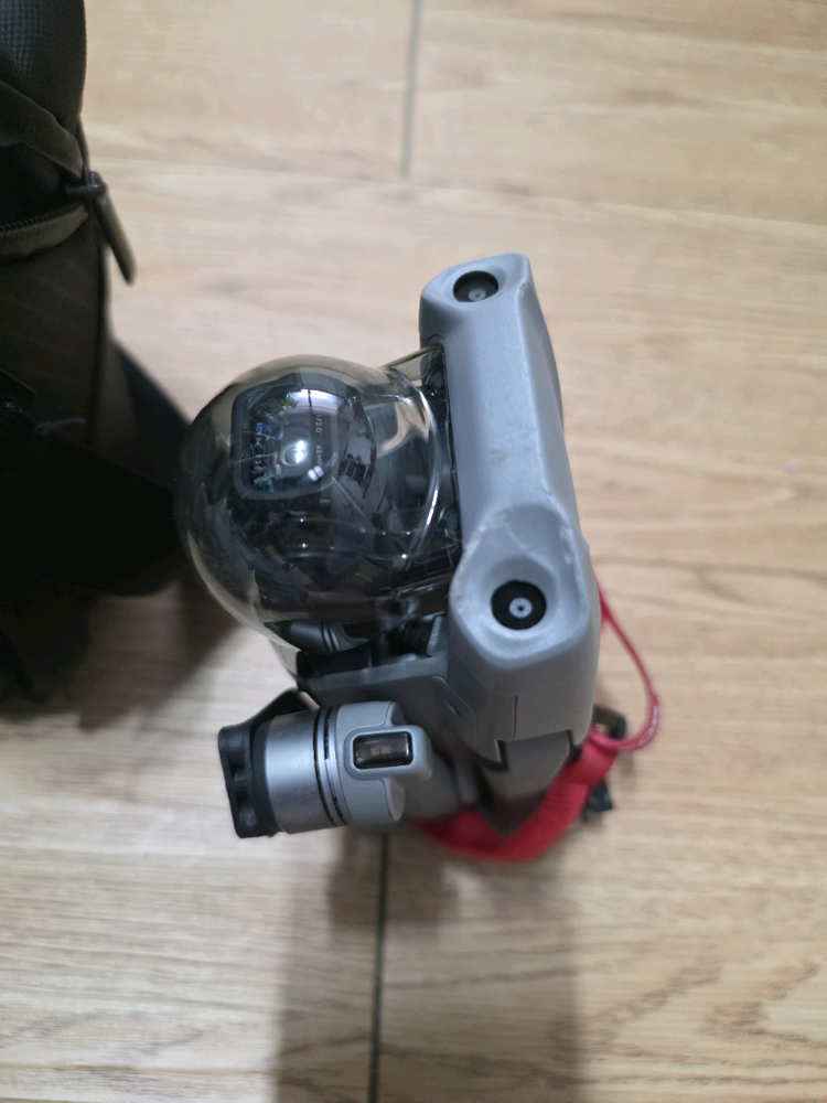 미니 드론 플라이모어 콤보 DJI 매빅 드론 에어2 박스풀셋+아이패드미니5 거치대 포함 일괄 판매합니다 이미지