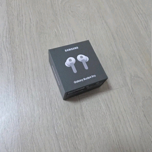 갤럭시 버즈4프로 블랙 팝니다 이미지