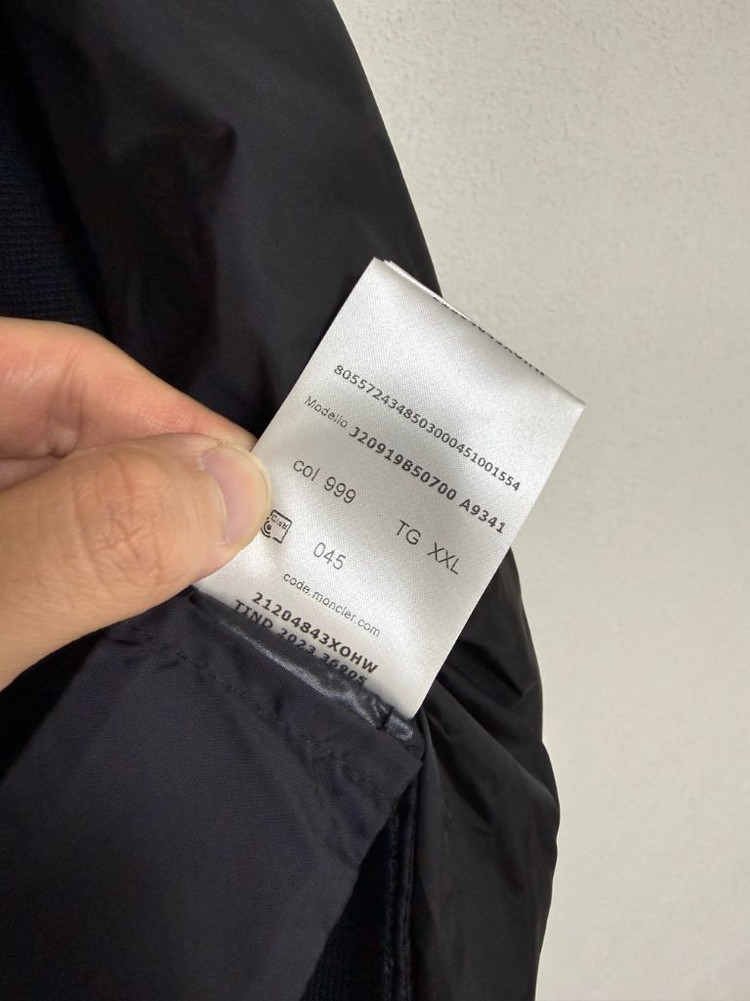 [XXL] 24 / 25 몽클레어 트리콧 울 가디건 니트패딩 블랙 이미지