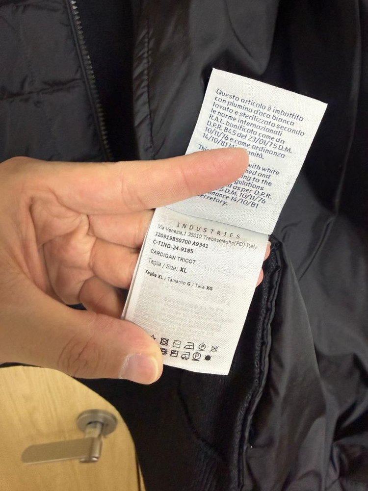 [XL] 24 / 25 몽클레어 트리콧 울 가디건 니트패딩 블랙 매장판 이미지