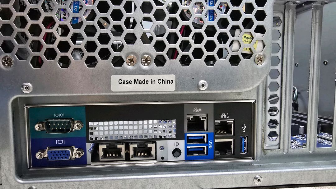 에픽 EPYC 7261 MZ32-AR0 CLN0222 1250W 이미지