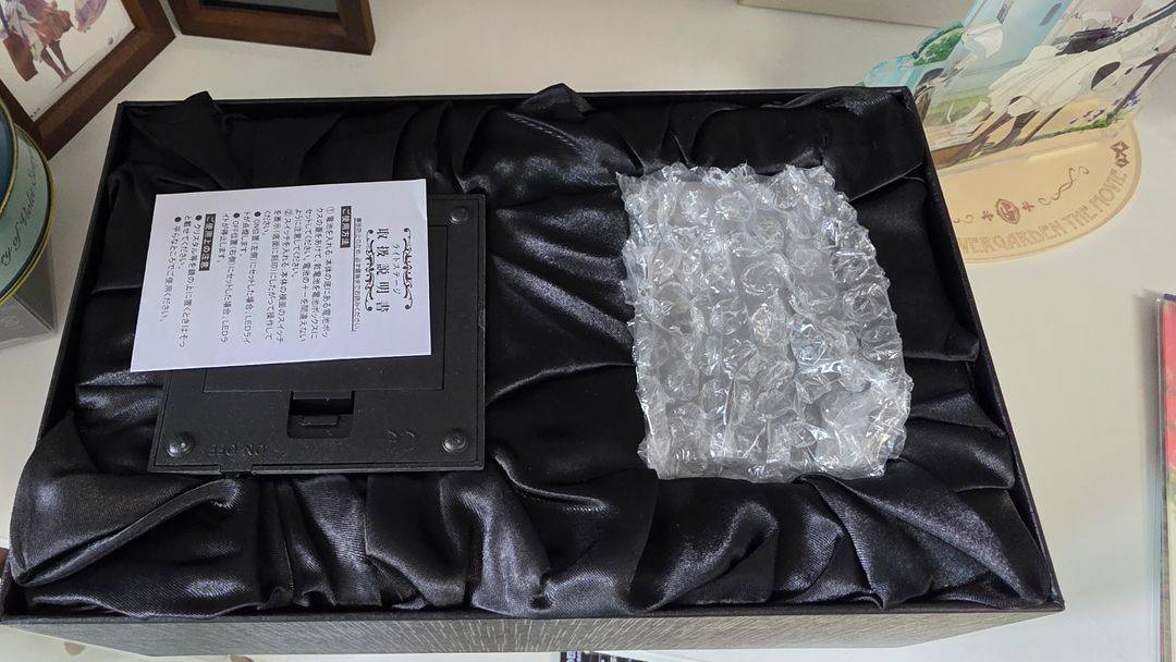 바이올렛 에버가든 크리스탈 팝니다. 이미지