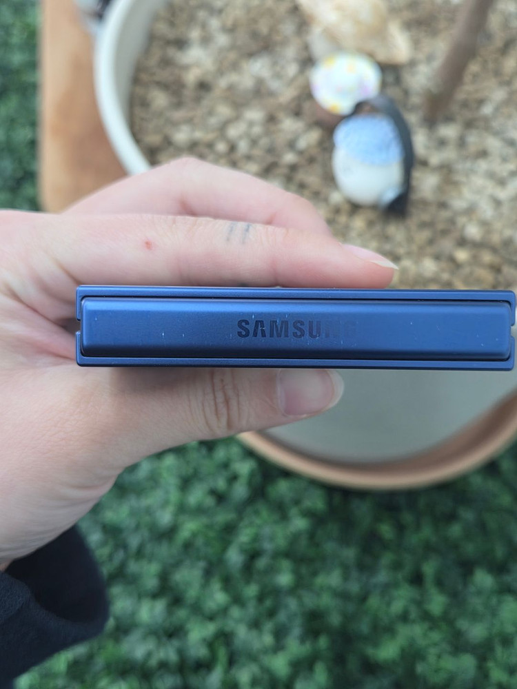 S급) 삼성 갤럭시 Z플립7 네이비 256GB 순차소진 이미지