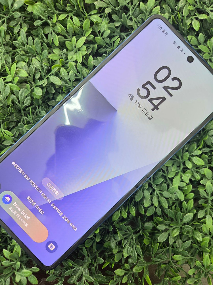 S급) 삼성 갤럭시 Z플립7 네이비 256GB 순차소진 이미지