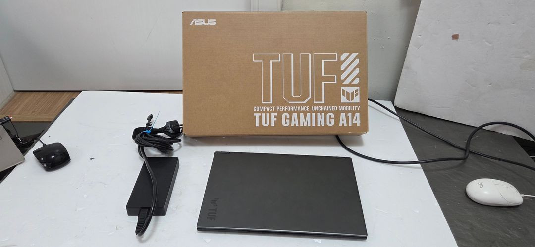 ASUS TUF 게이밍 A14 (FA401UV) / Ryzen 7 8845HS / RTX 4060 / RAM 32G 이미지