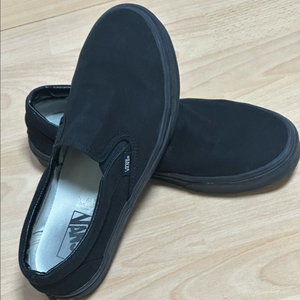 반스 슬립온 올블랙 단색 스니커즈 이미지