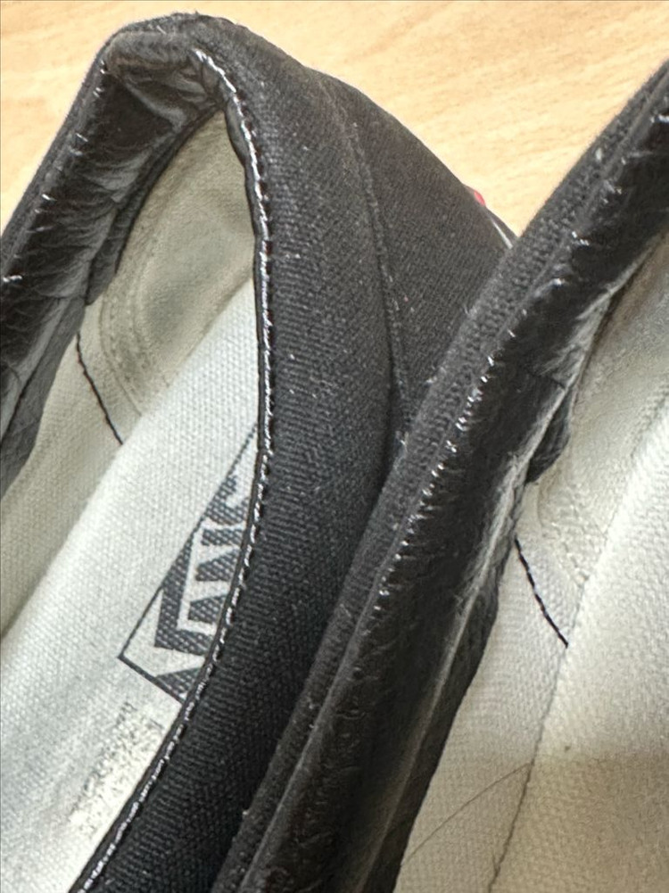 반스 슬립온 올블랙 단색 스니커즈 이미지