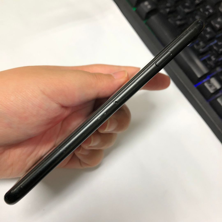 아이폰7 32GB 블랙 중고폰 배터리90% 사진폰 인스타 카메라폰 레트로감성 211654 이미지