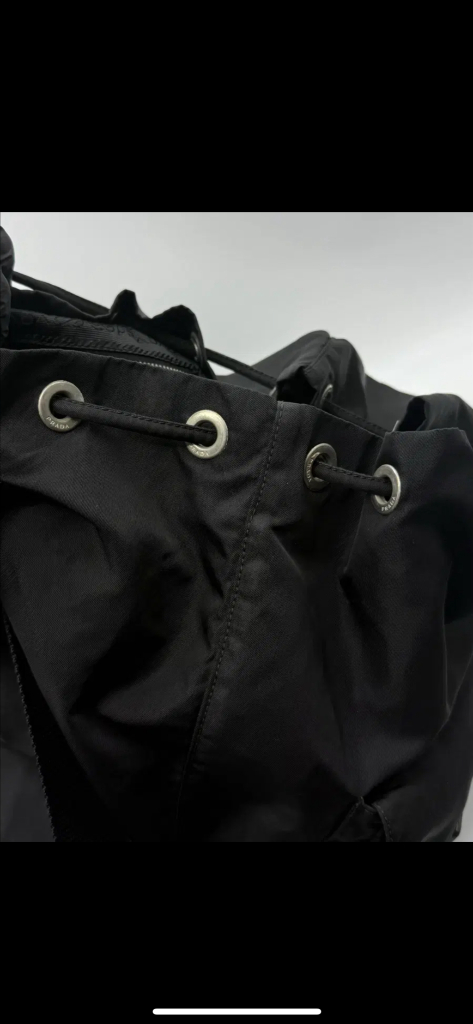 프라다 백팩미디움 (정품) 이미지