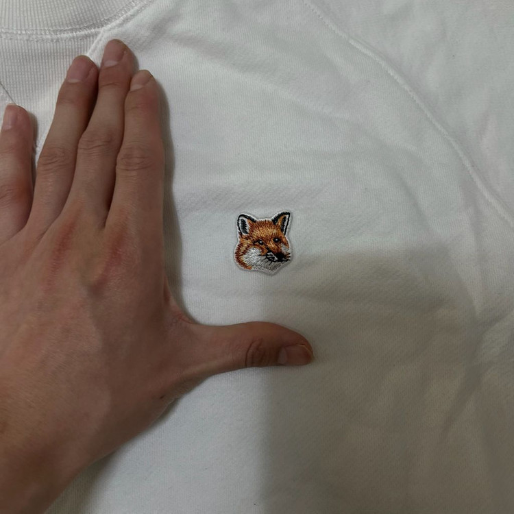 정품 메종키츠네 폭스헤드 화이트 맨투맨 S/90 이미지