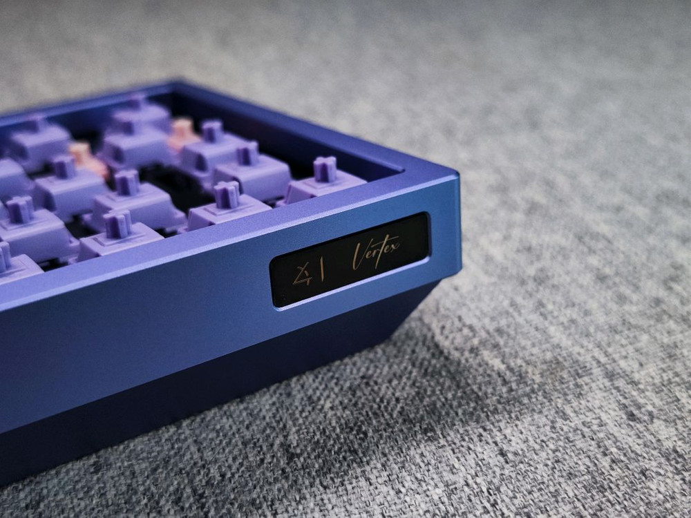 Angle65 R2 Very Peri커스텀 키보드 기계식 이미지