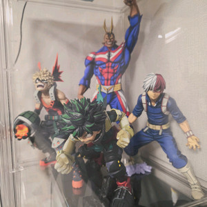 히로아카 BWFC SMSP 미도리야 바쿠고 토도로키, 제일복권 올마이트 리페인트 피규어 이미지