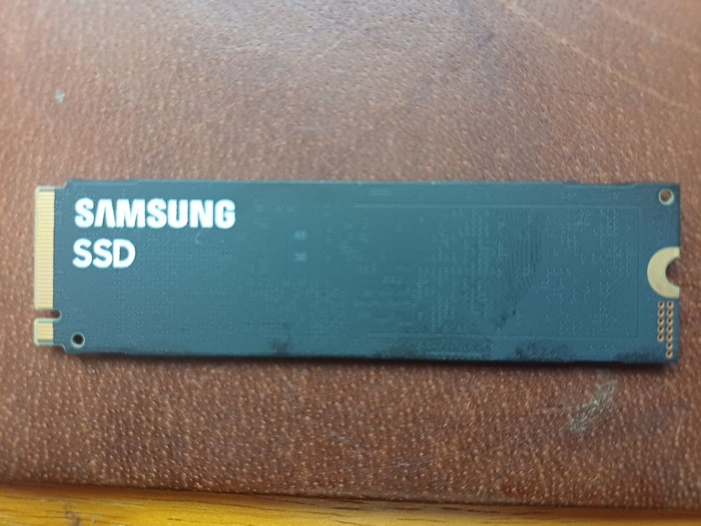 삼성 PM9A1 NVMe SSD 2048GB 이미지
